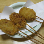 ゆたか - ('12/11)豚メンチ（値段失念）ジューシーでソースをかけて食べると熱々のウマウマ