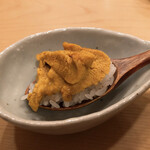 木挽町 とも樹 - 由良の日本一の赤雲丹をスプーンで