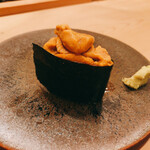 木挽町 とも樹 - 由良の日本一の赤雲丹軍艦