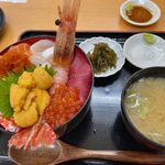 うめぇ堂 - 「海鮮丼」4,378円