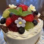 スワベ洋菓子店 - フルーツいっぱい生クリームケーキ（4号）