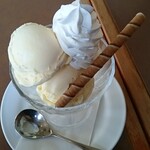 かやの森カフェ - 料理写真:アイスクリーム
