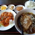 福亭 - エビチリランチ（680円