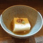 ごちそうや 鬼瓦 - とうもろこしの葛豆腐（つきだし・鱧コース）