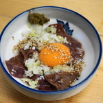 もつ焼 でん - 2012.11 レバの塩ユッケ（480円）