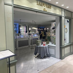 Laduree Salon de the - 