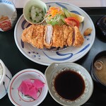 うぐいすの森ゴルフクラブ水戸 - とんかつ定食