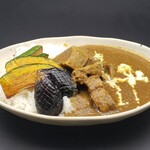 ごっつお屋とくっと - 牛タンカレー