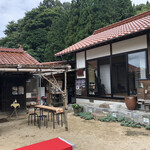 五本木カフェ - 外でも食べれるので安心