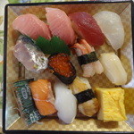マルフジ - 魚屋の寿司