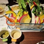 俺のフレンチ - こだわり野菜のバーニャカウダー