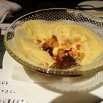 俺のフレンチ - 生ウニのエスプーマ　オマール海老とキャビアのジュレ