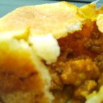 パン工房 くろしぇっと - キーマカレーにアップ！