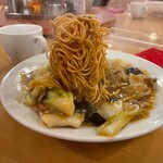 南海飯店 - かたい焼ソバの麺