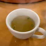 南海飯店 - かたい焼ソバのスープ