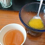 ロペ倶楽部 テラスレストラン - キンキンしたらチキンスープ（無料）を飲む