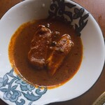 チャーリーズプレイス - 付属のチキンカレー