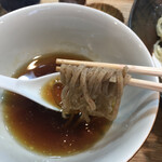 飯田商店 - 温かいスープと太麺