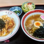 幸佳樓 - カツ丼&半ラーメン