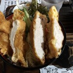 Fukuwa Uchi - ○人気のチキン丼