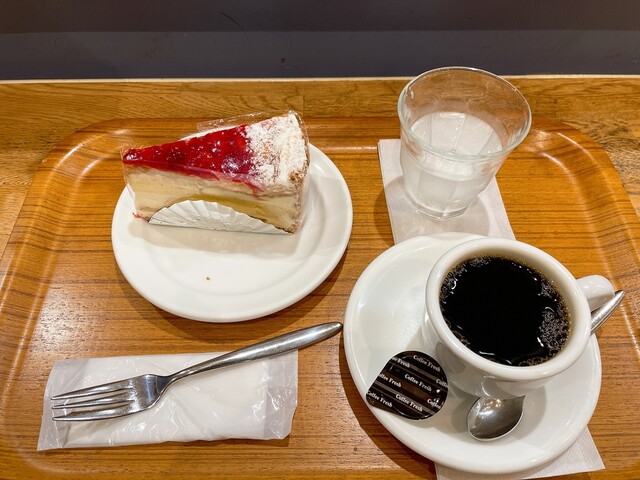 大垣書店アンドカフェ 神戸ハーバーランドumie店 Cafe ハーバーランド カフェ 食べログ