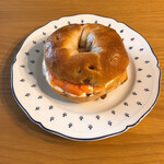 ミナミナ - Bagle Sand スモークサーモンとクリームチーズ　＠330