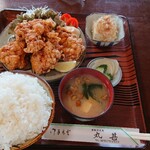 Marujin - 唐揚げ定食ご飯大盛り