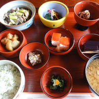 上杉伯爵邸 - 献膳料理（月の膳）