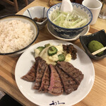 Gyutan Sumiyaki Rikyuu - 牛たん定食1,782円