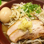 拉麺大公 - 焼き味噌、トッピング色々