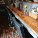 啜磨専科 - カウンター席