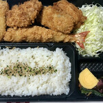 とんかつ 新宿さぼてん - カキと人気の組み合わせ弁当＋カニクリームコロッケ