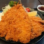 江川食堂 - 鴨居産アジフライとミニとんかつ