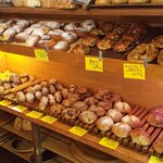 ベーカリー燈 - 商品棚③