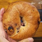 ベーカリー燈 - ブルーベリーベーグル