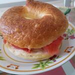 ベーカリー燈 - プレーンのベーグルアレンジ