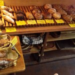 ベーカリー燈 - 充実のハード系