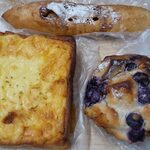 ベーカリー燈 - 8/30(月)の朝昼兼パン