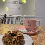 PEANUTS Cafe SUNNY SIDE kitchen - 