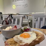 PEANUTS Cafe SUNNY SIDE kitchen - 