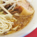 ラーメン二郎 - スープ