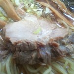 厚切りチャーシューは食べ応えある美味しいモノ