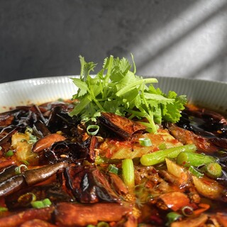 Creative Chinese and Sichuan Cuisine, Abundant Daily Specials ◎ Chef's Choice Course Available