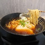 麺 bar 喜上 - 生姜醤油ラーメン