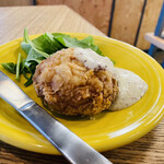 ビルダーズ - 実は約1年前、実家から送られてきた使い道に困ったジャンボマッシュルームを持ち込んでフライドジャンボマッシュルーム作ってもらって食べてます（笑）