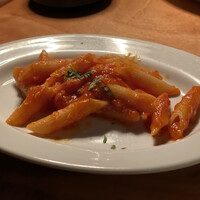 カルネジーオ イースト - 