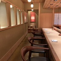 青蓮院門跡前 月おか - 