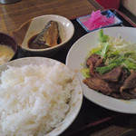 與八郎 - 焼肉定食