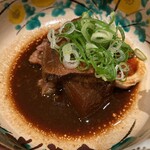 雪月花 銀座 - 神戸牛テールとタンの煮込み
