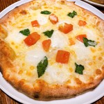 チイナ邸 窯焼きピザ＆生パスタ＆大衆イタリア料理のダイニングバー 岸和田・和泉 - 